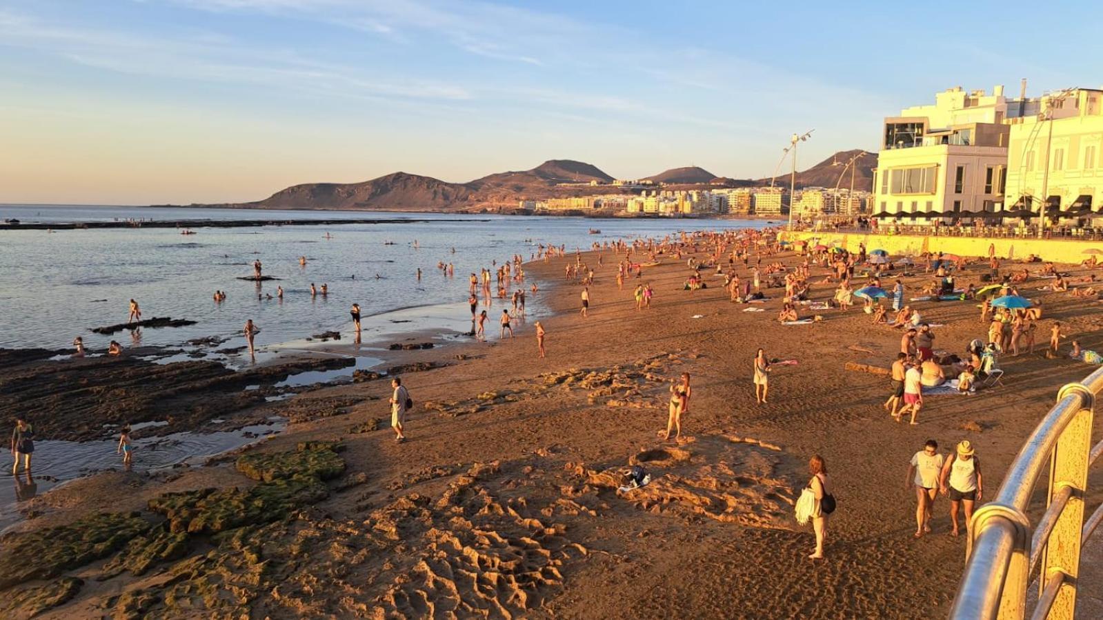 Bkd1 - Apartamento Entero A 50 Metros Playa De Las Canteras Лас-Пальмас-де-Гран-Канария Экстерьер фото